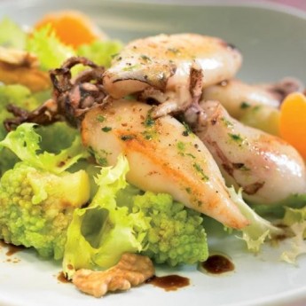 Ensalada de invierno con calamares