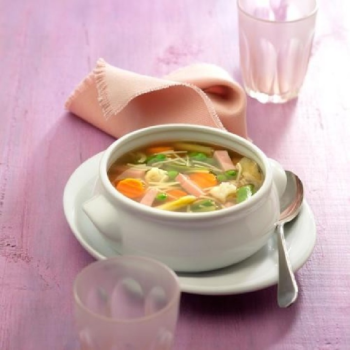 Sopa de minestra amb fideus