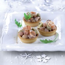 Receta de Tartaletas de calamar, vieira y colas de gambón