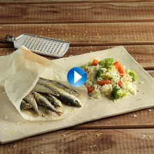 Receta de Sardines a la papillota amb arròs de verdures