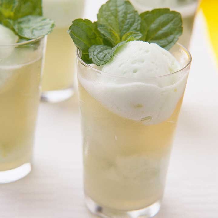 Sorbete de limón verde, menta y té verde