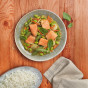 Curry verde de salmón con verduras