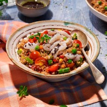 Receta de Amanida de quinoa amb veggiemix i bacallà